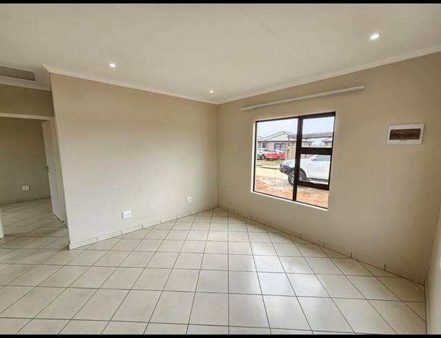 2 BEDROOM HOUSE FOR SALE IN SELCOURT